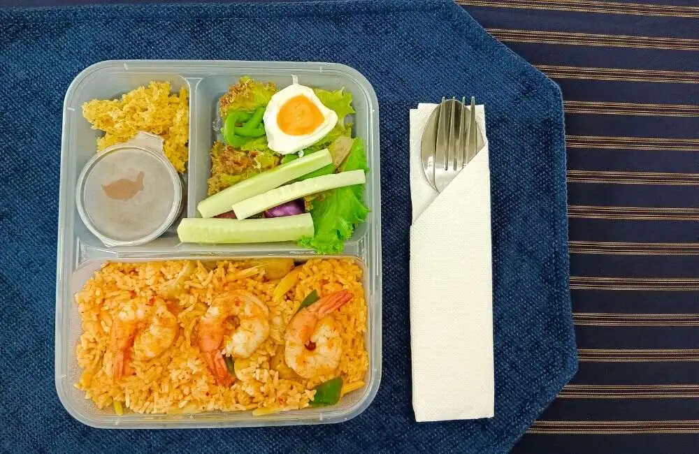 ข้าวผัดต้มยำ